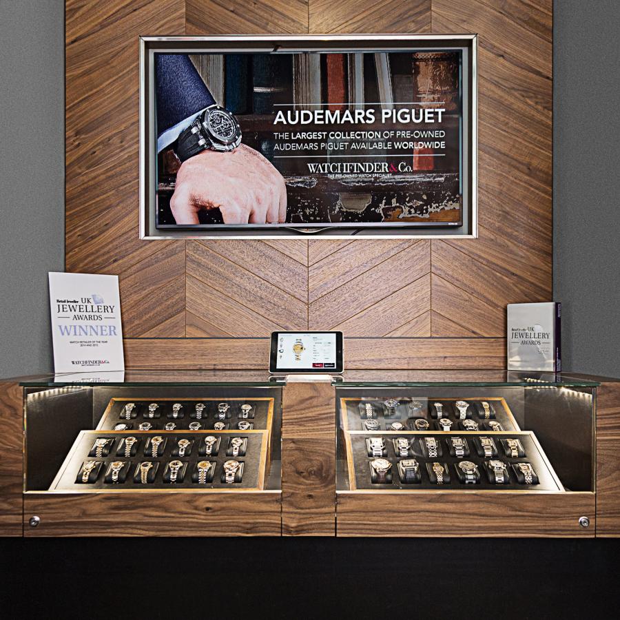 Watchfinder at Bluewater, Kent | Pre-owned prestige watches and timepieces including Rolex, Omega and Breitling.
